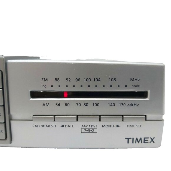Timex T434S Triple Alarm Clock Radio AM-FM with 4 Nature Sounds Options and DST - Picture 5 of 10